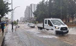 Meteoroloji'den sağanak yağış ve kuvvetli rüzgar uyarısı