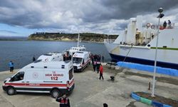 Çanakkale açıklarında mülteci botu battı