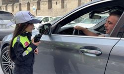 Çocuklar 23 Nisan'da trafik polisliği yaptı