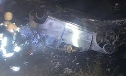 Konya'da trafik kazasında otomobil devrildi