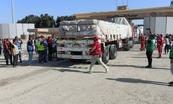 İlk insani yardım Gazze'ye ulaştı