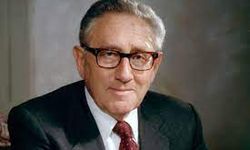 Dünya diplomasisinin efsane ismi Henry Kissinger, 100 yaşında aramızdan ayrıldı