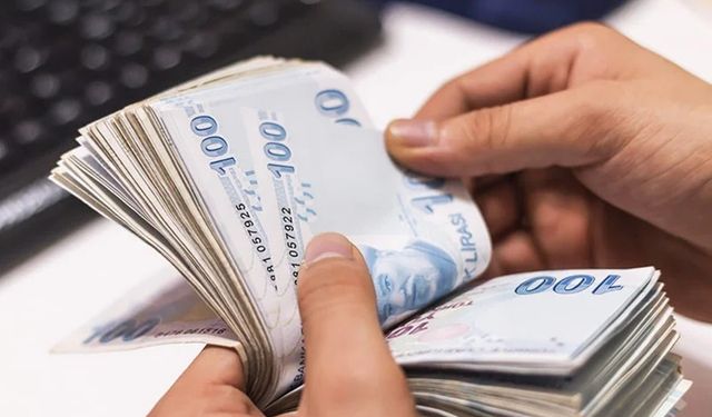 AKP'li isimden asgari ücret duyurusu