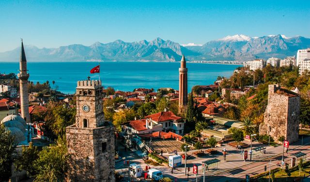 Antalya Turizmi'nde tarihi rekor: 15 Milyon turist!