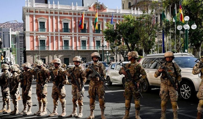 Bolivya askeri ordusu darbe girişiminde bulundu
